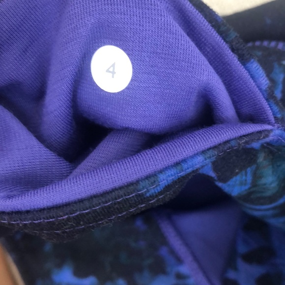 Lululemon Wunder Under Crops II FMSU - Picture 7 of 14